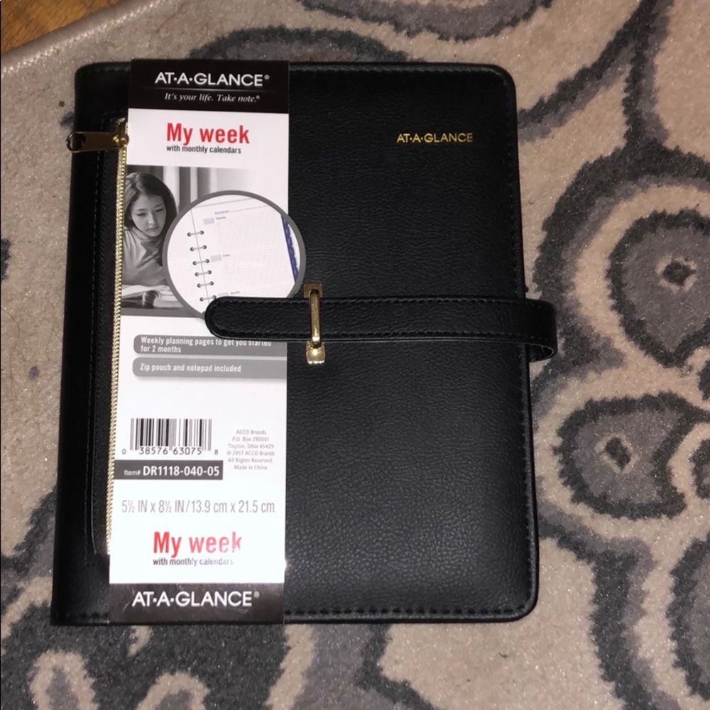 At a glance planner